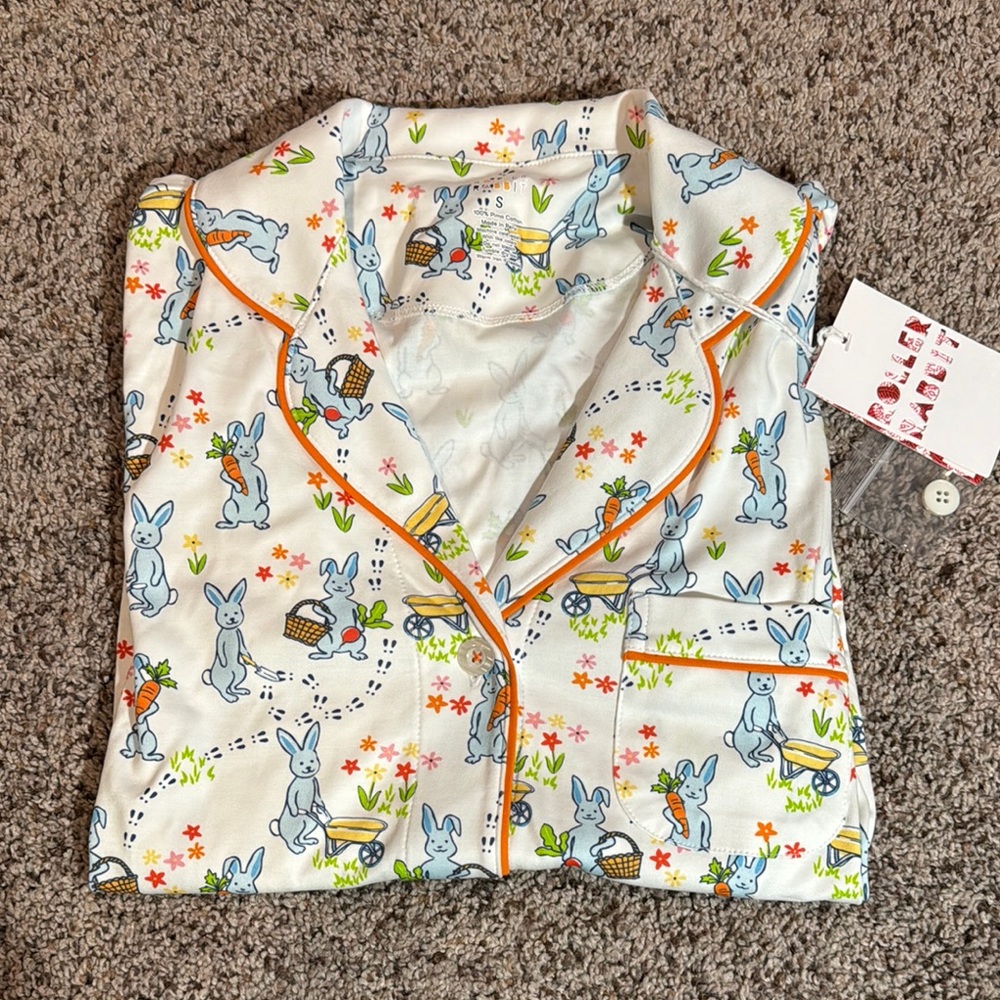 NWT Roller Rabbit Pajamas Hoppy Easter